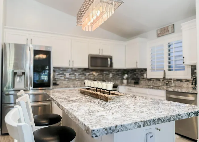 No Fees! Civic Centre, Oasis & Open Kitchen
