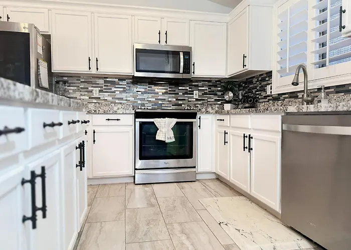 No Fees! Civic Centre, Oasis & Open Kitchen