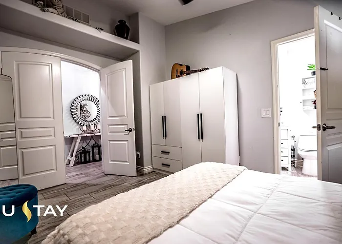 No Fees! Civic Centre, Oasis & Open Kitchen *